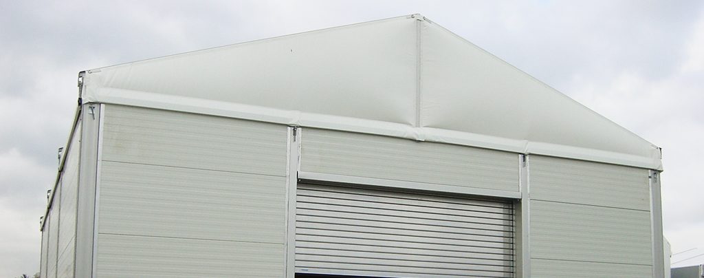 Large storage facility with rolling shutter